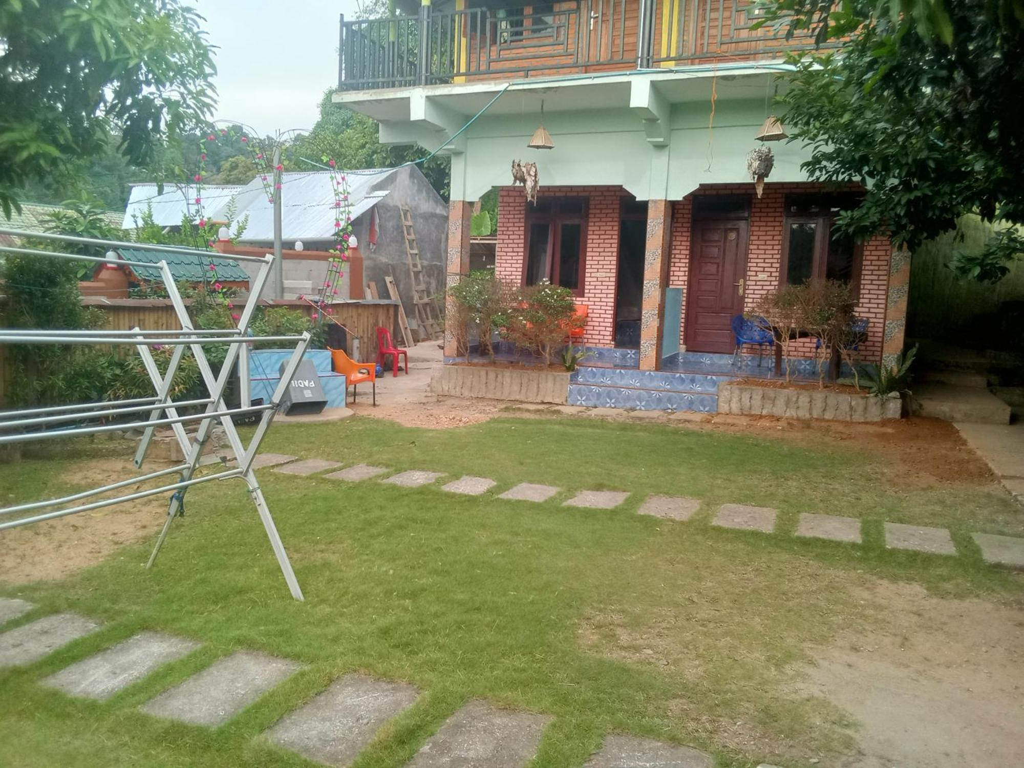 Jungle Treking & Jungle Tour If You Want To Stay Here,You Must Book Treking Only With Us Bukit Lawang Exteriör bild