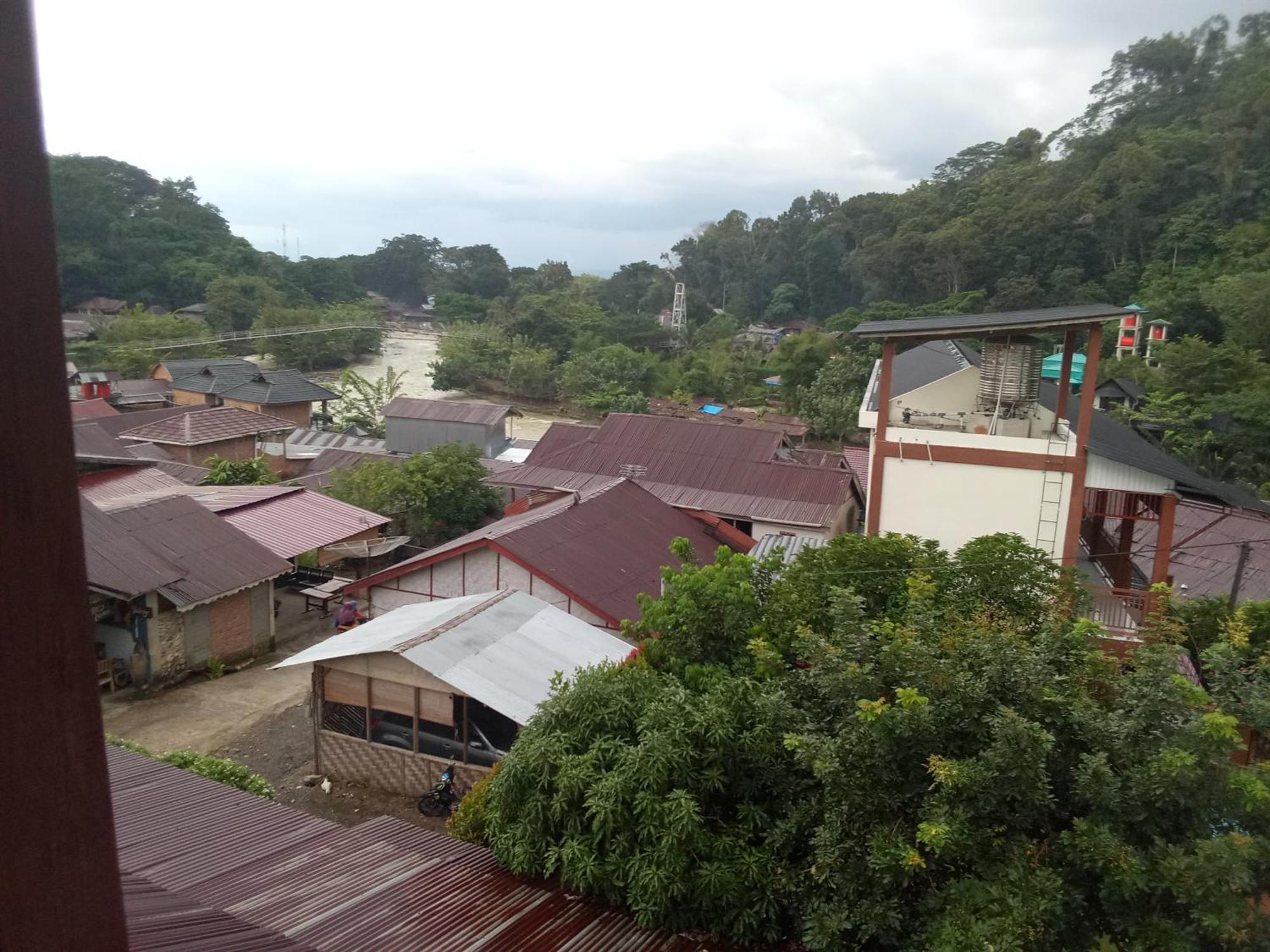 Jungle Treking & Jungle Tour If You Want To Stay Here,You Must Book Treking Only With Us Bukit Lawang Exteriör bild