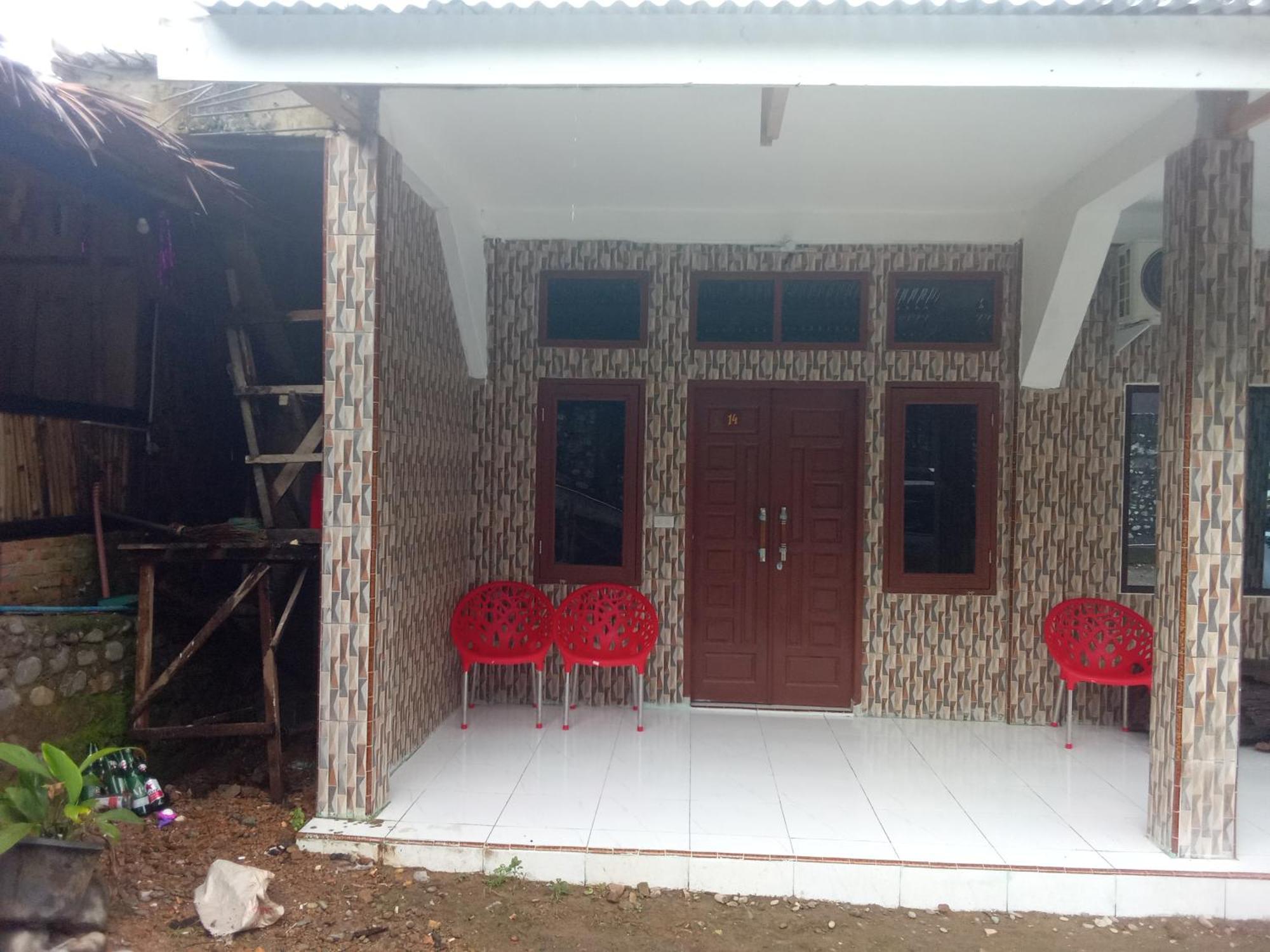 Jungle Treking & Jungle Tour If You Want To Stay Here,You Must Book Treking Only With Us Bukit Lawang Exteriör bild