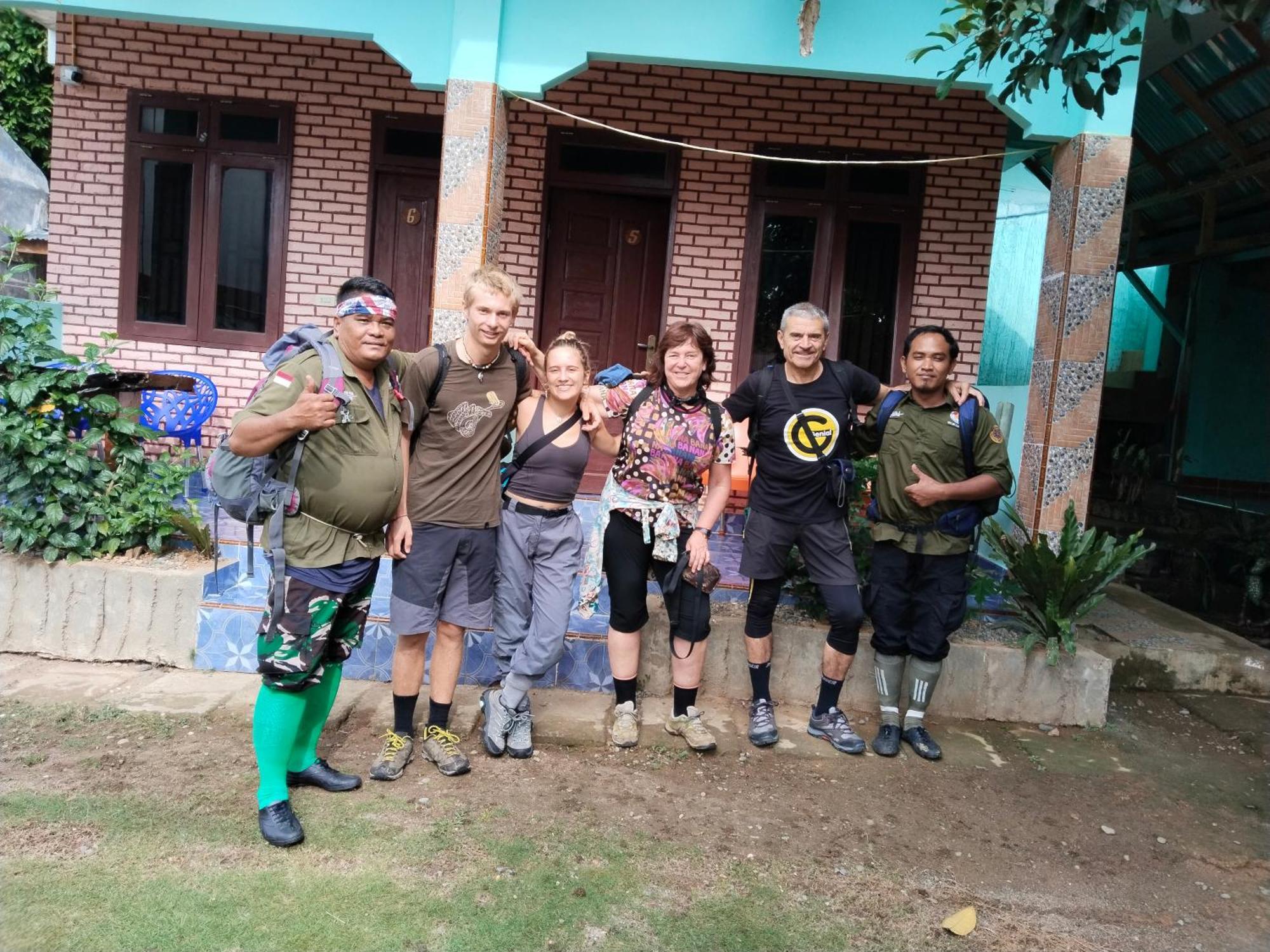 Jungle Treking & Jungle Tour If You Want To Stay Here,You Must Book Treking Only With Us Bukit Lawang Exteriör bild